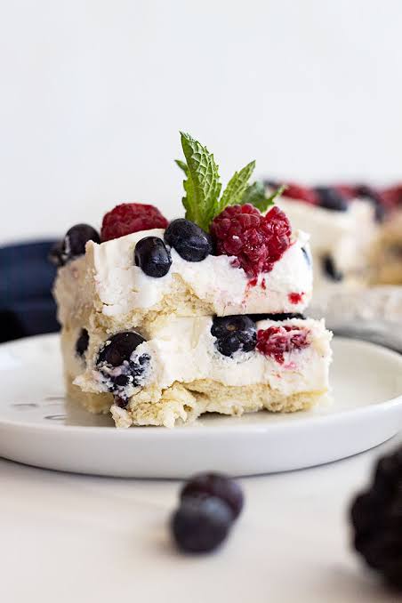 Raspberry Cube Cake
